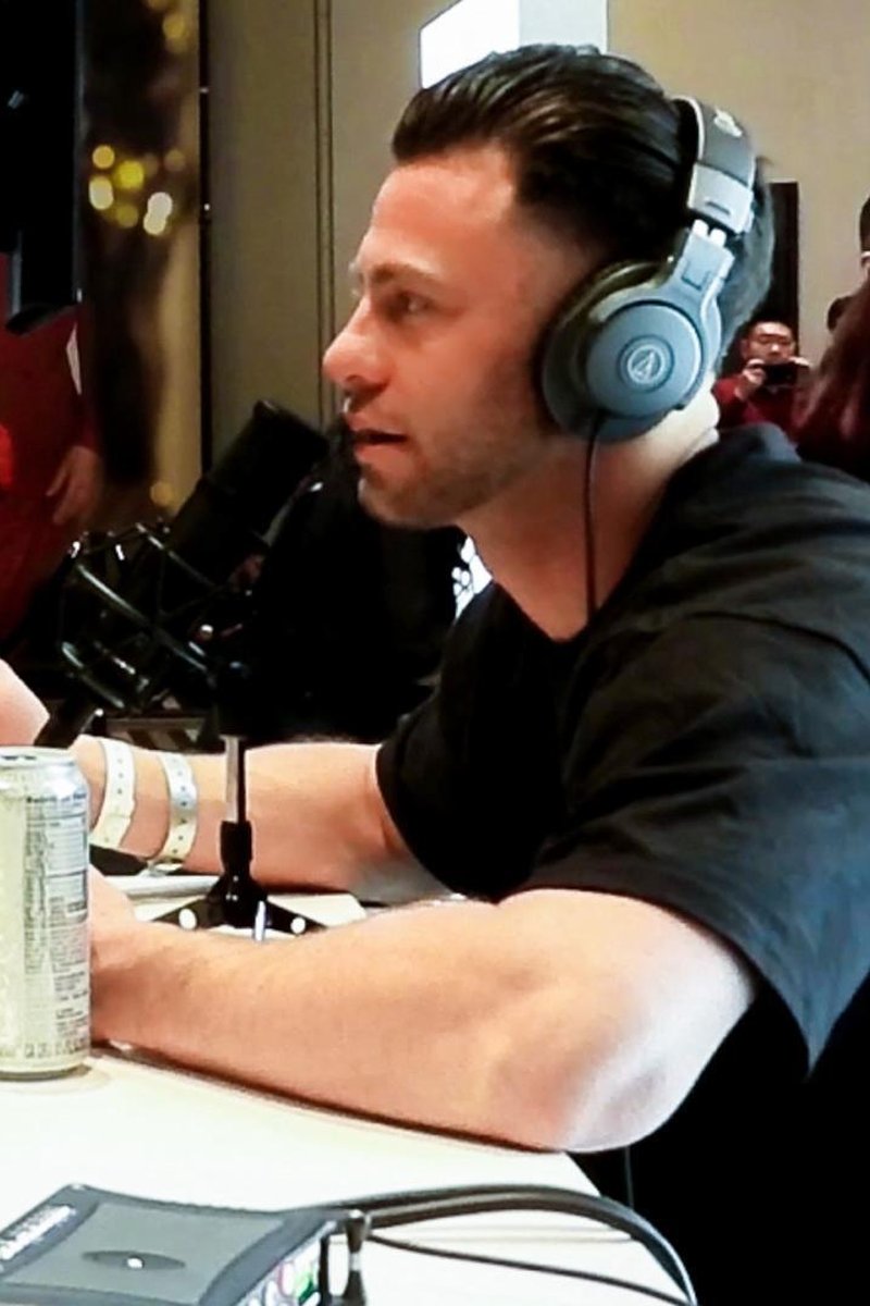Avn Interview - Seth Gamble - Screenshot 1 of 4 - Interview