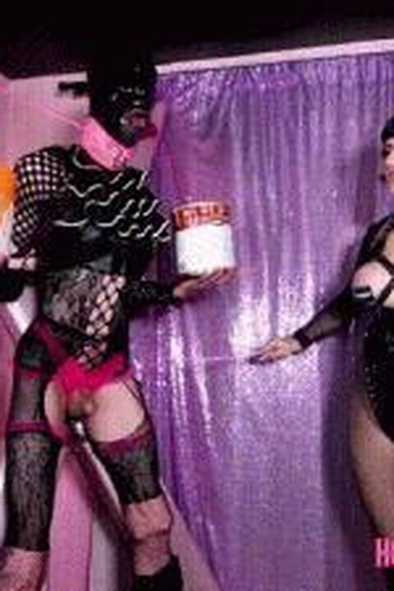 Bound Gimp - Screenshot 1 of 4 - Bondage