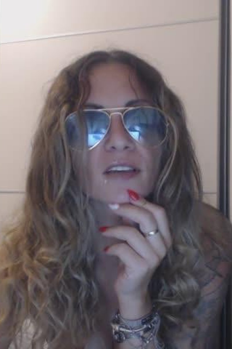TP-manyvidsspanishfindomsonia-poor-idiot-spanish-audio-1