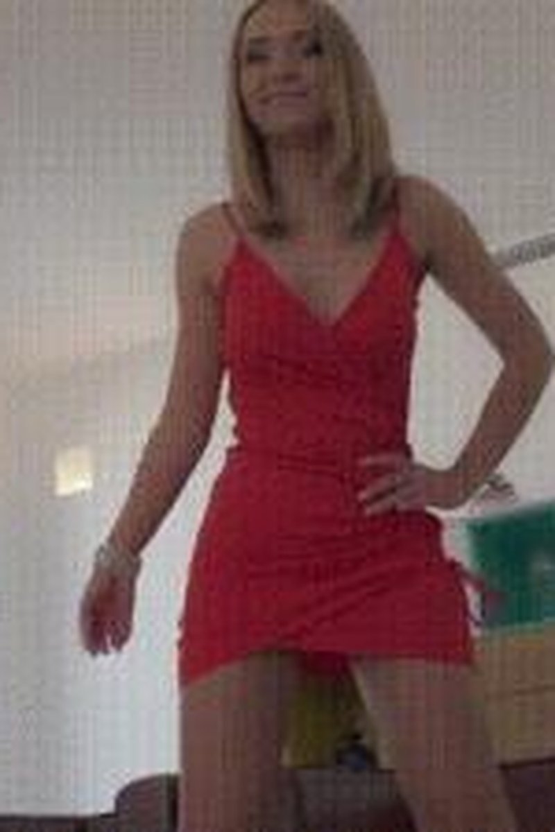 TP-iwantclipsladyanjagermanmistress-friss-die-wichse-vom-boden-trottel