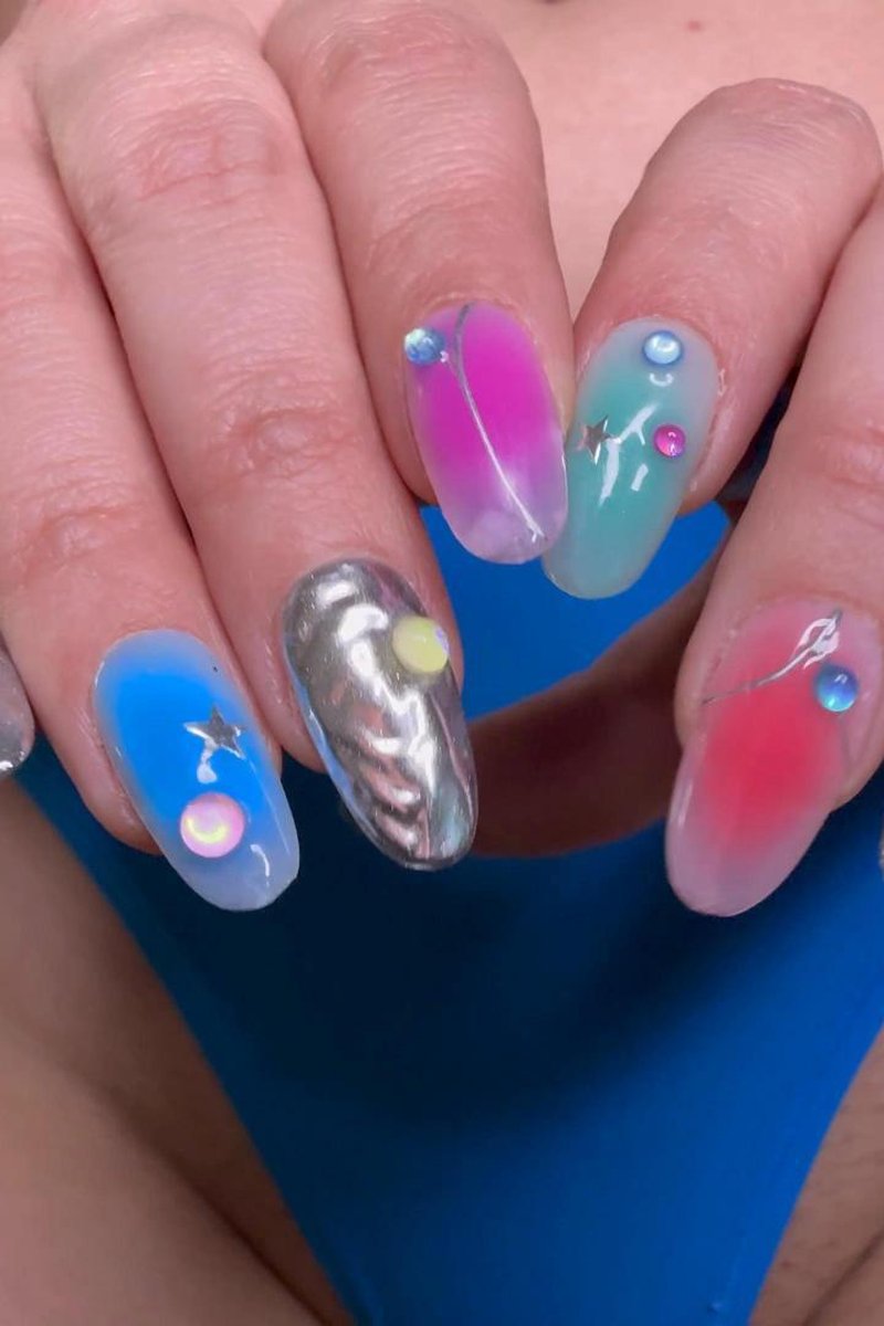 Nails - Screenshot 1 of 4 - Matchingoutfit