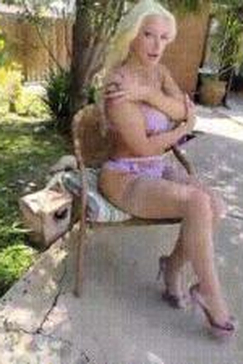 Indecent Exposure - Screenshot 1 of 4 - Anal