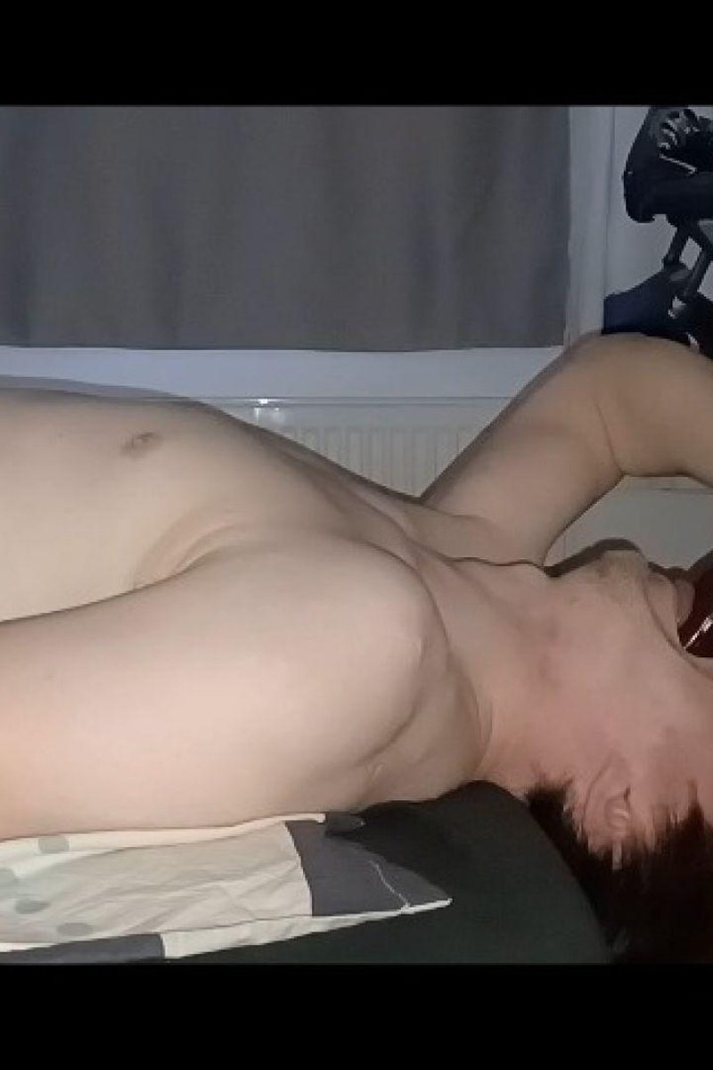 Anna1-4 - Screenshot 1 of 4 - Deepthroat