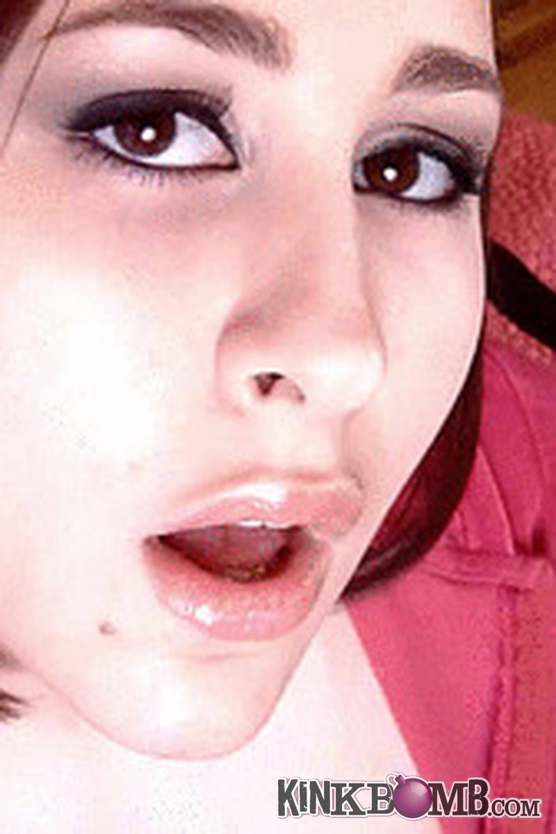 Katelynbrooks: Avas Mouth Up Close - Screenshot 1 of 4