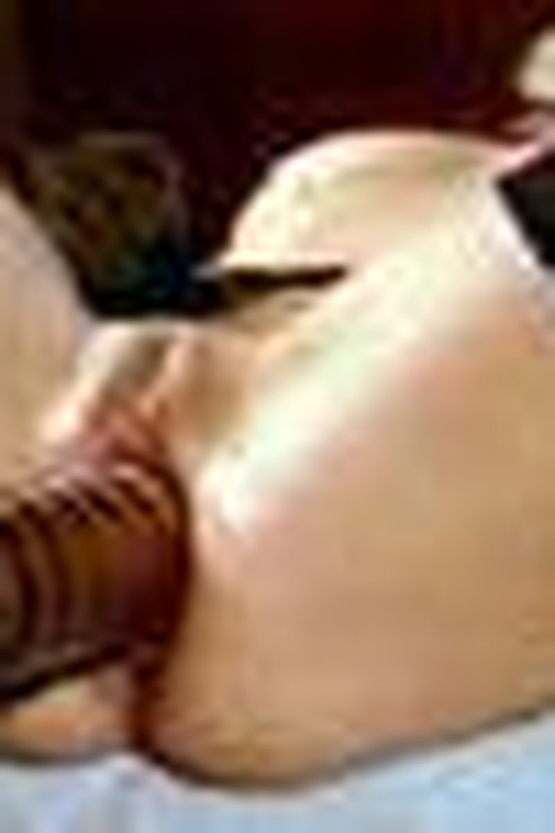 Huge Dildo Insertion - Screenshot 1 of 4 - Rough