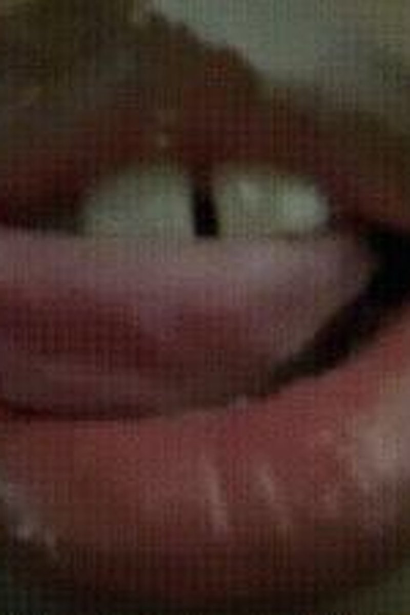 Licking Lips - Screenshot 1 of 4 - Body Worship