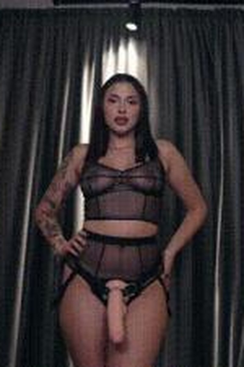 Used & Exposed - Screenshot 1 of 4 - Anal Masturbation