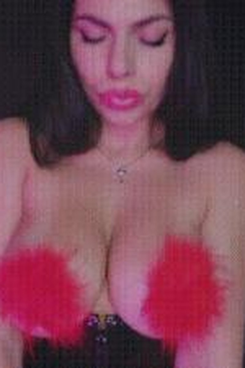 Tits Goon Loop - Screenshot 1 of 4 - Big Tits