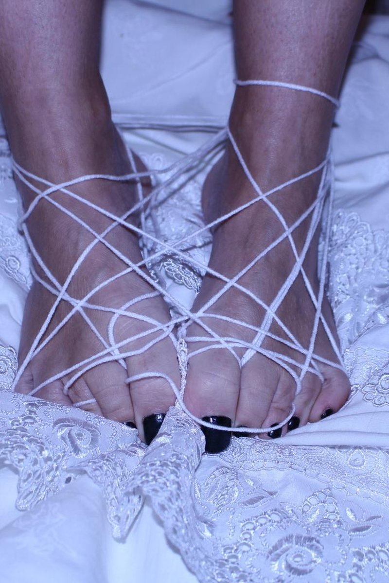 Bound Slut - Screenshot 1 of 4 - Foot Fetish