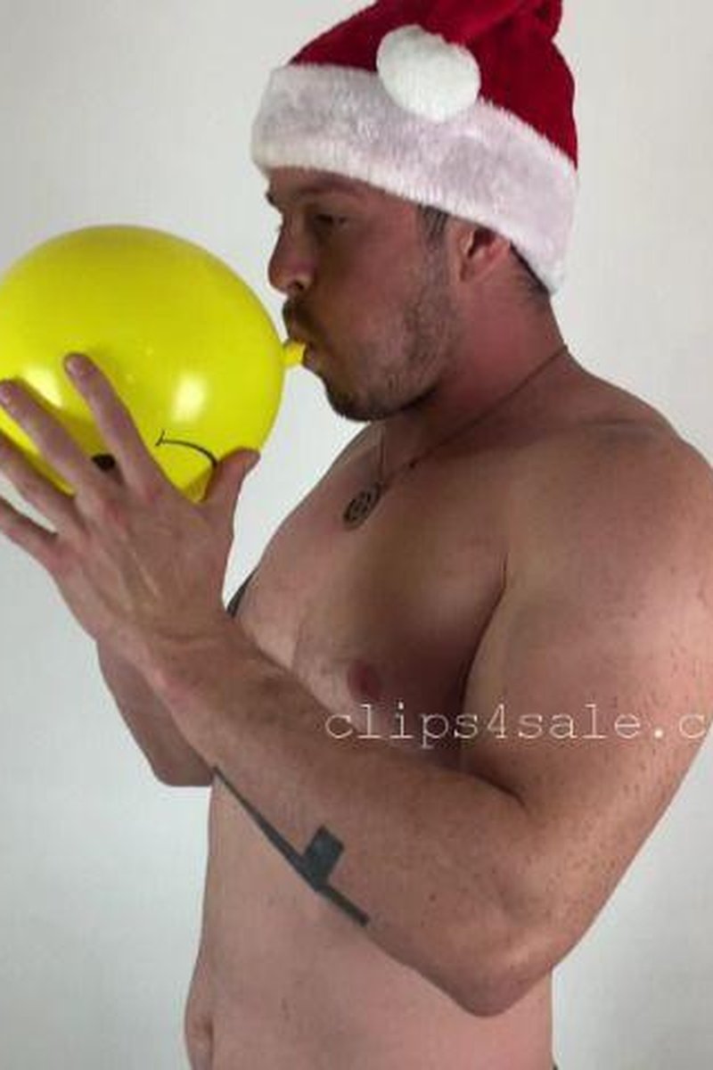 Cody Lakeview Balloons Part8 Video1 - Screenshot 1 of 4 - Balloon Fetish