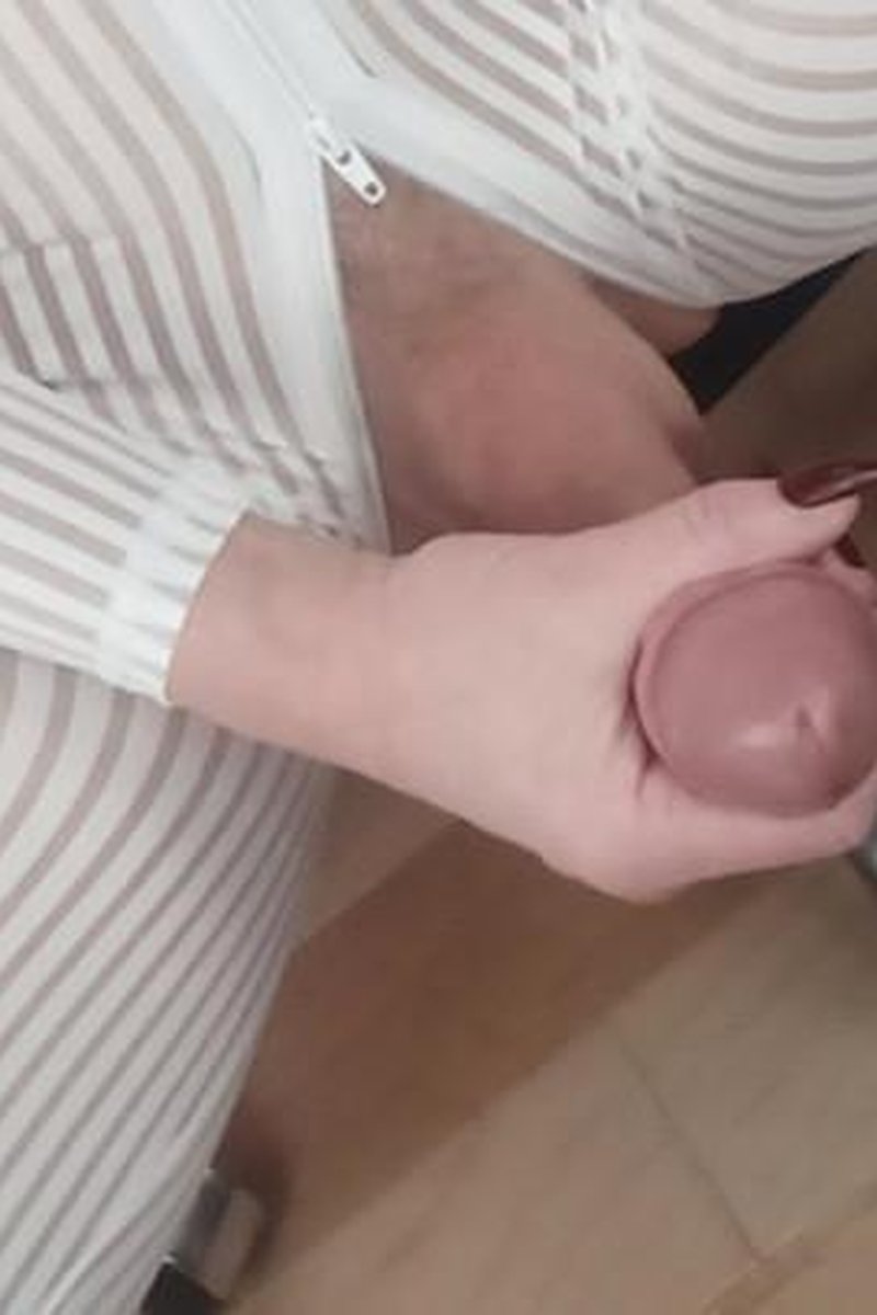 Burgundy Nails Milking Big Cock - Screenshot 1 of 4 - Big Dick
