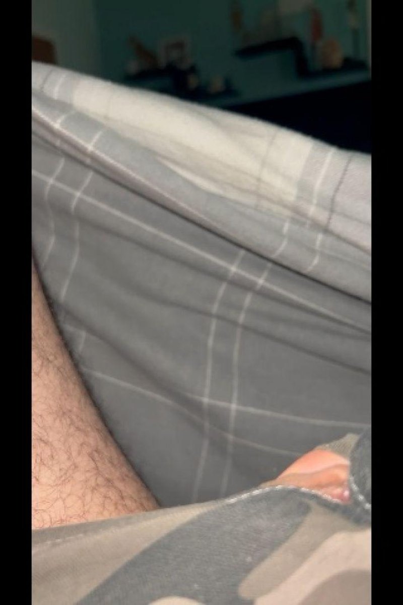 Sit On Me - Screenshot 1 of 4 - British