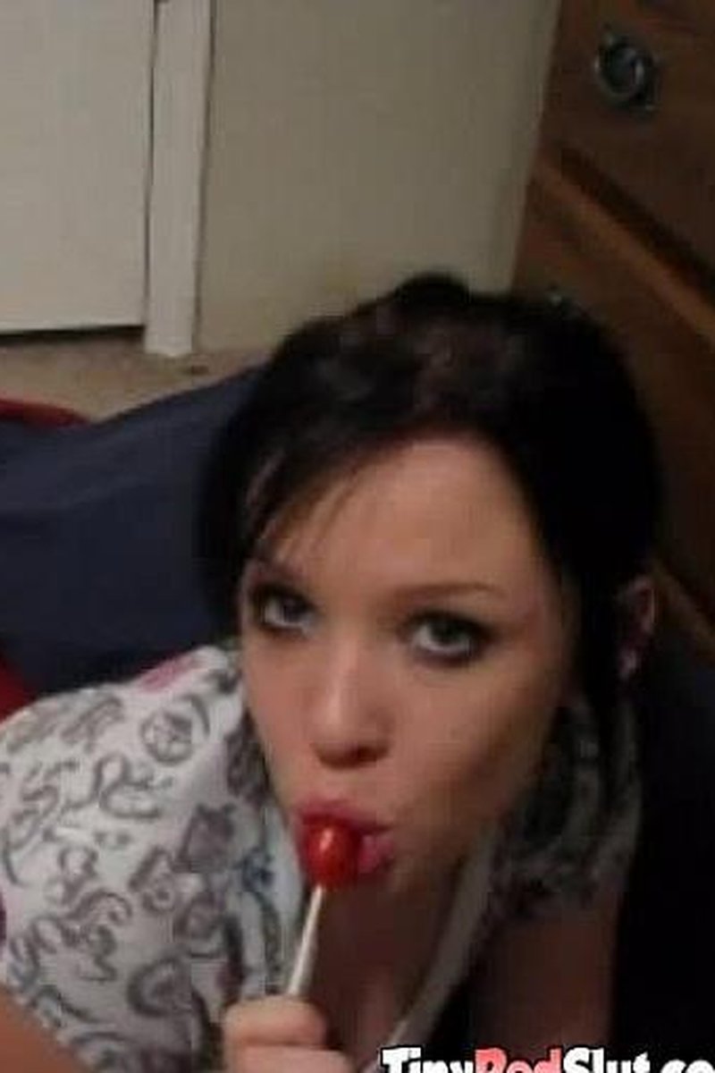 Tiny Red Slut 176 - Screenshot 1 of 4 - Small Tits