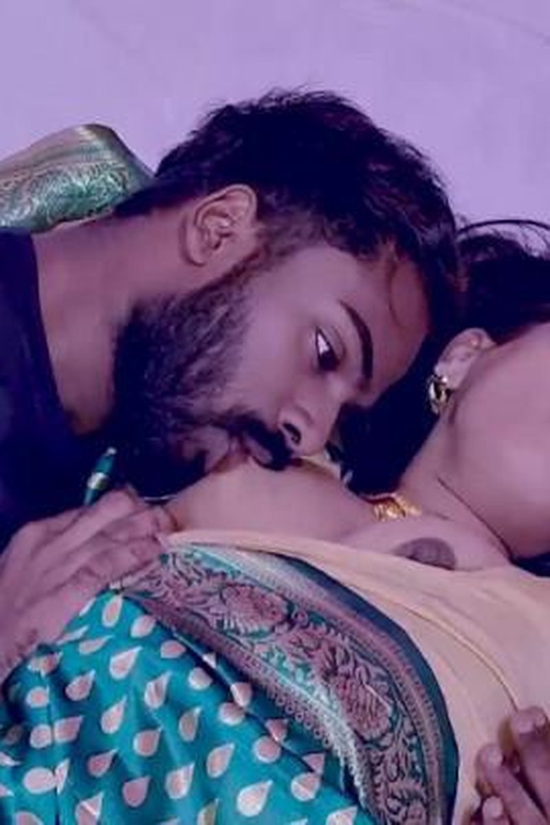 TP-manyvidsindianpunam-cute-indian-couple-next-door-filmed-while-having-sex
