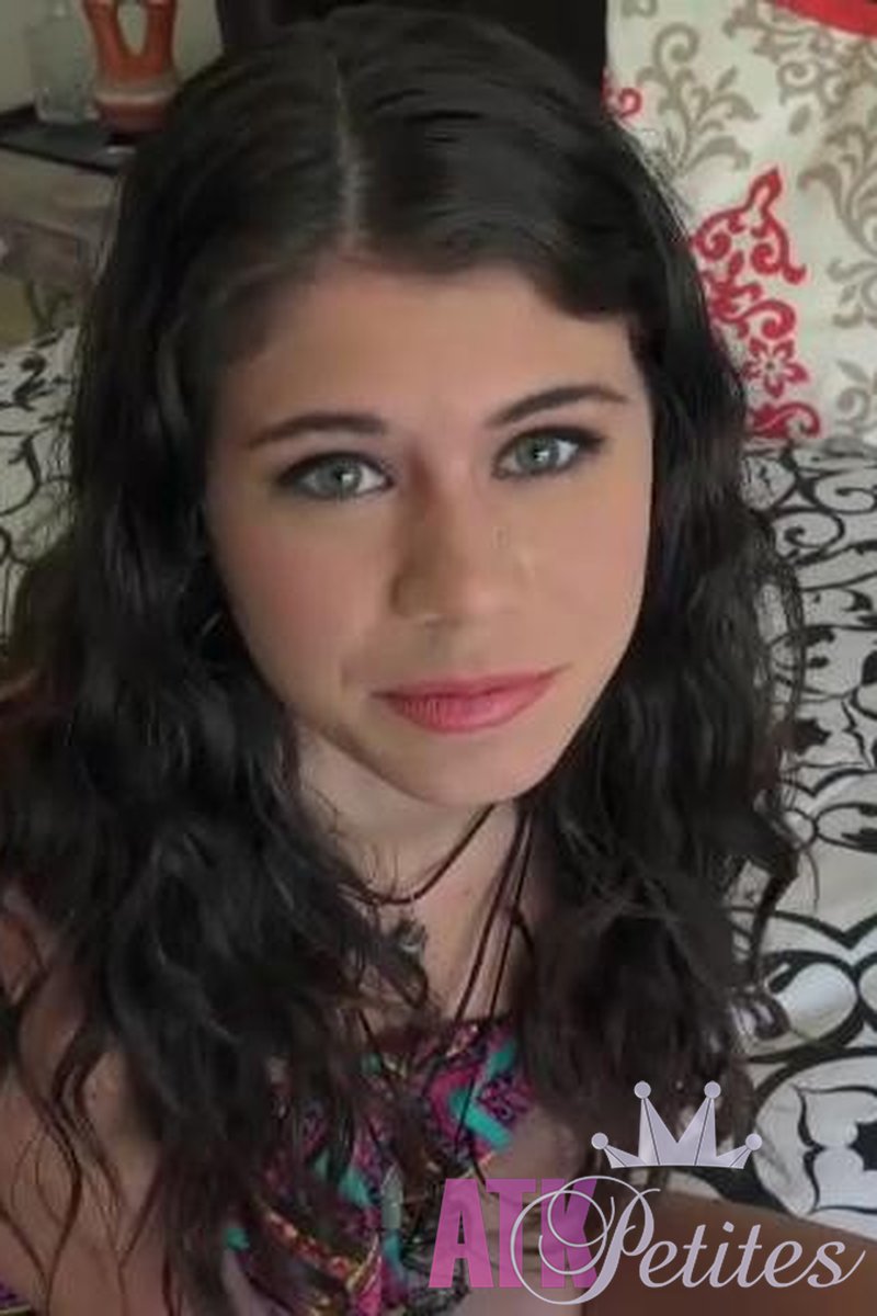 Lexy Lotus - Interview - Screenshot 1 of 4 - Brown Hair