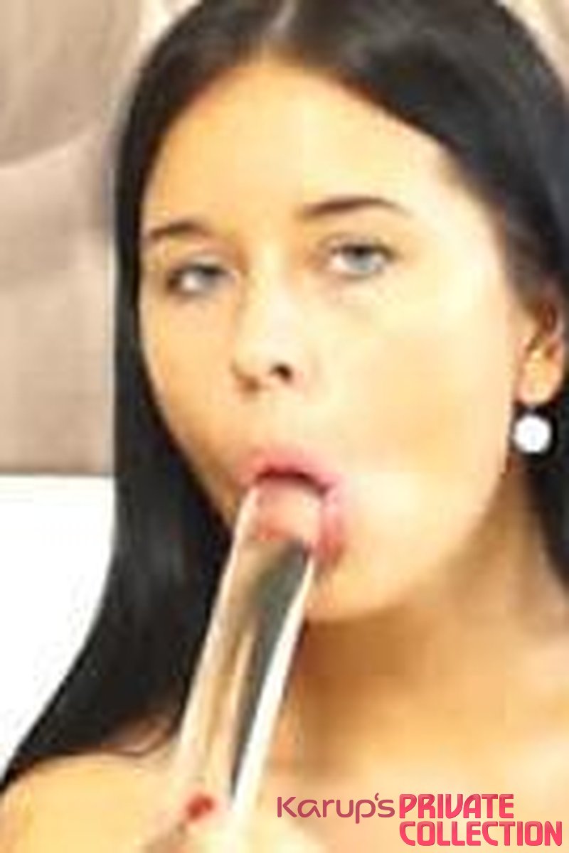 Mia Manarote - Screenshot 1 of 4