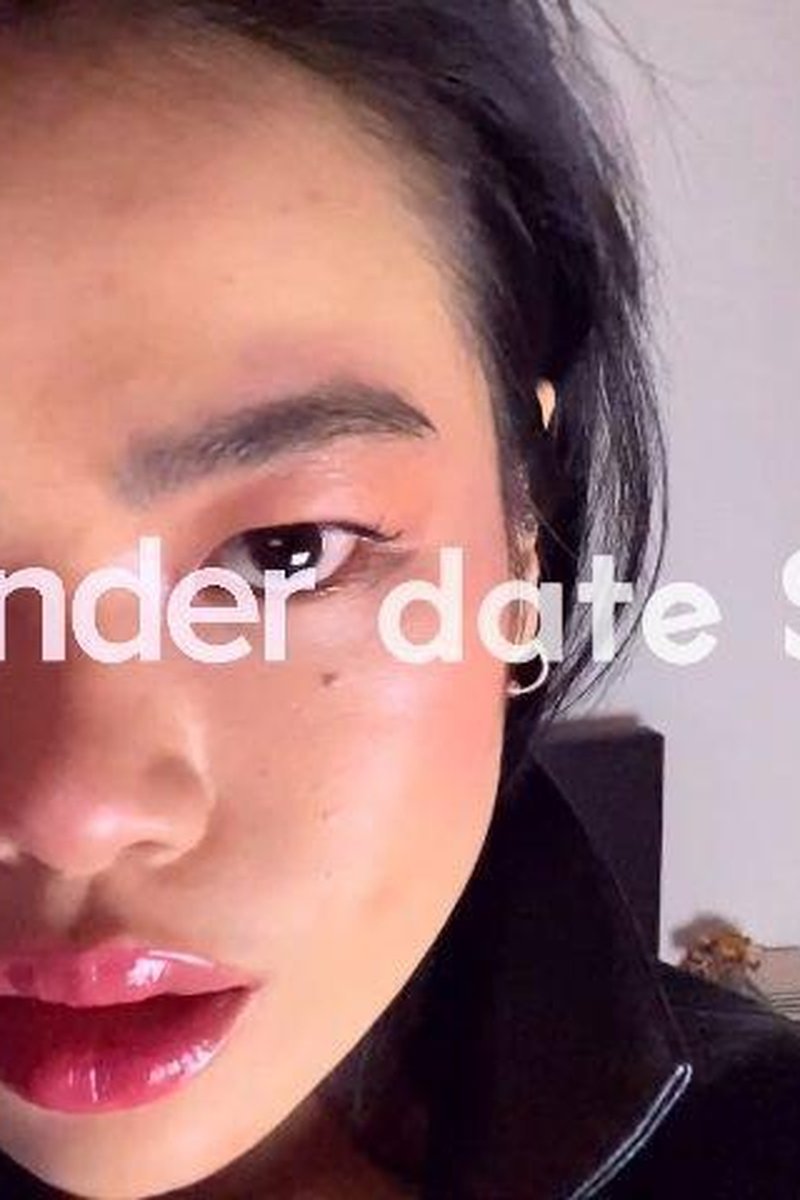 Tinder Date SPH - Screenshot 1 of 4 - Asian