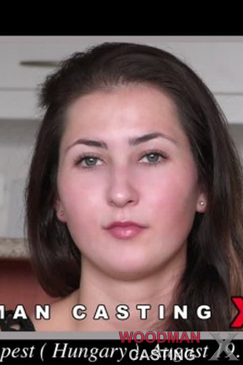 Nicole Casting - Screenshot 1 of 4 - Hairless Pussy