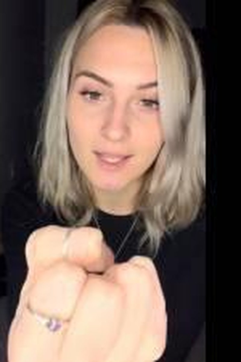 Ballbusting/ Cbt - Screenshot 1 of 4 - Blonde Hair (Female)
