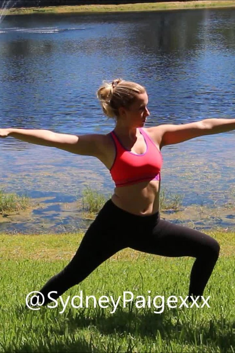 Outdoor Morning Yoga - Screenshot 1 of 4 - Flexible