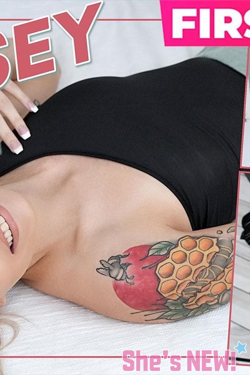 Tall and Tatted - Screenshot 1 of 4 - Adorable