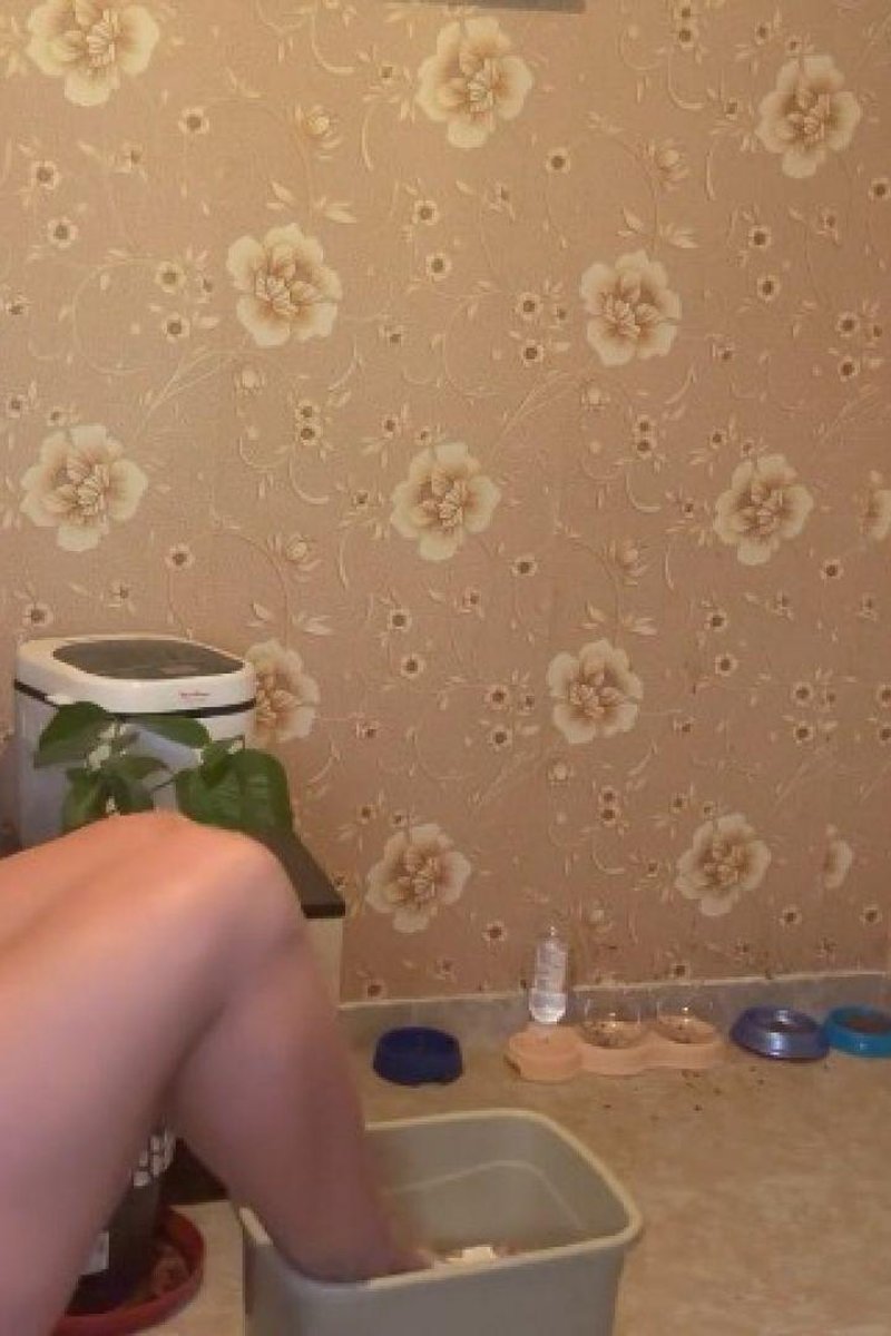 Platform Sandals Boxes Smacking - Screenshot 1 of 4 - Lingerie