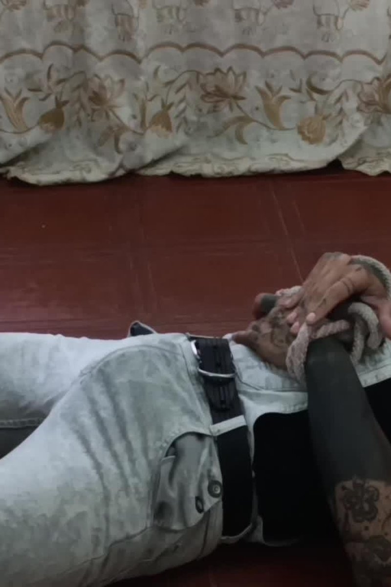 Ballbusting & Groin Kicks - Screenshot 1 of 4 - BDSM