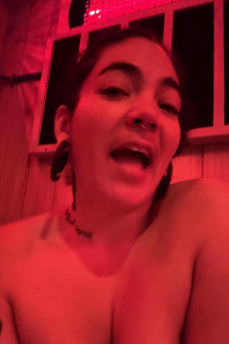 Happy 2026 - Screenshot 1 of 4 - Sauna
