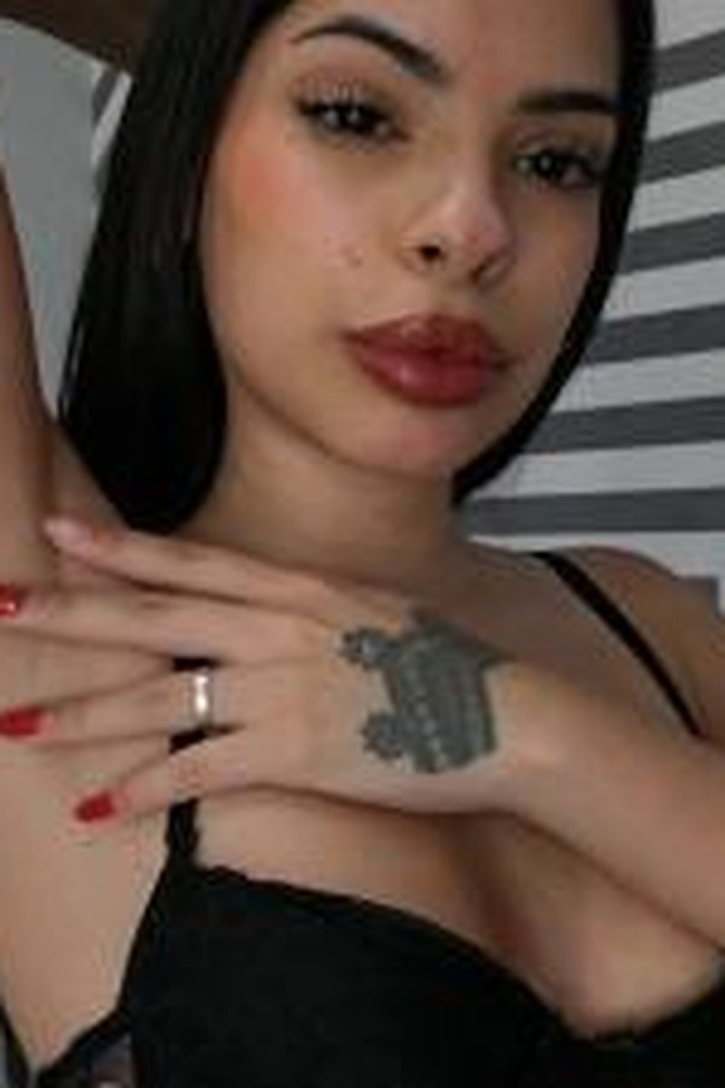 Armpit Shaving - Screenshot 1 of 4 - Armpit Fetish