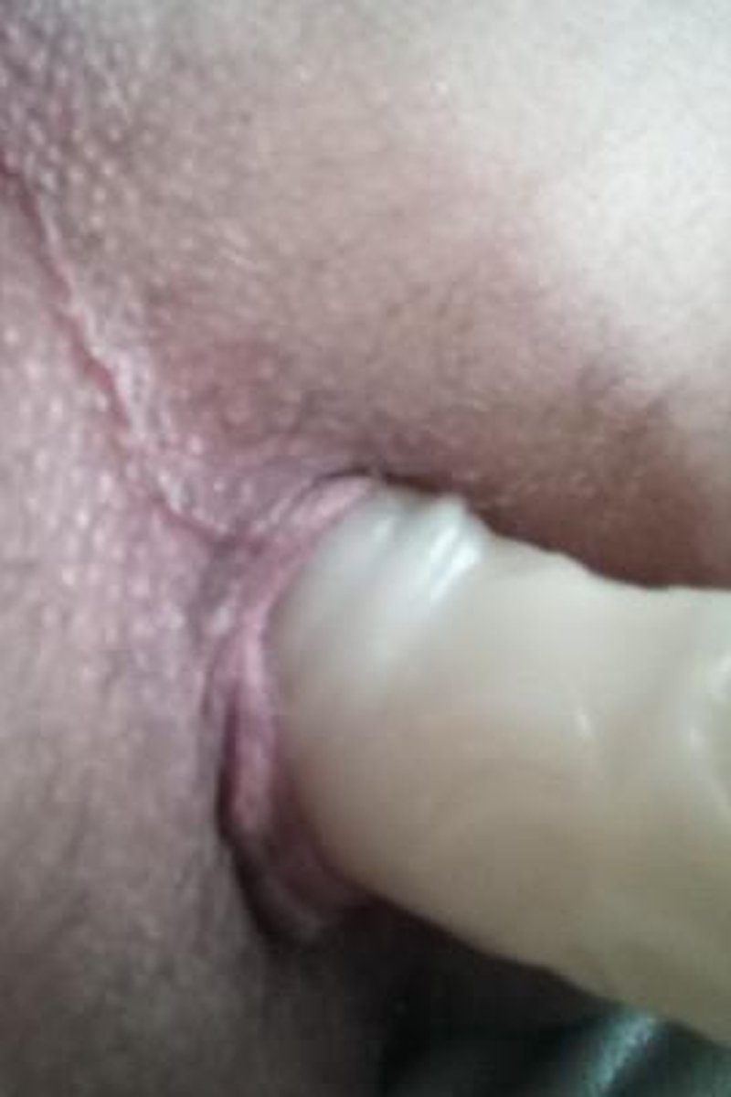 Close-Up - Screenshot 1 of 4 - Anal