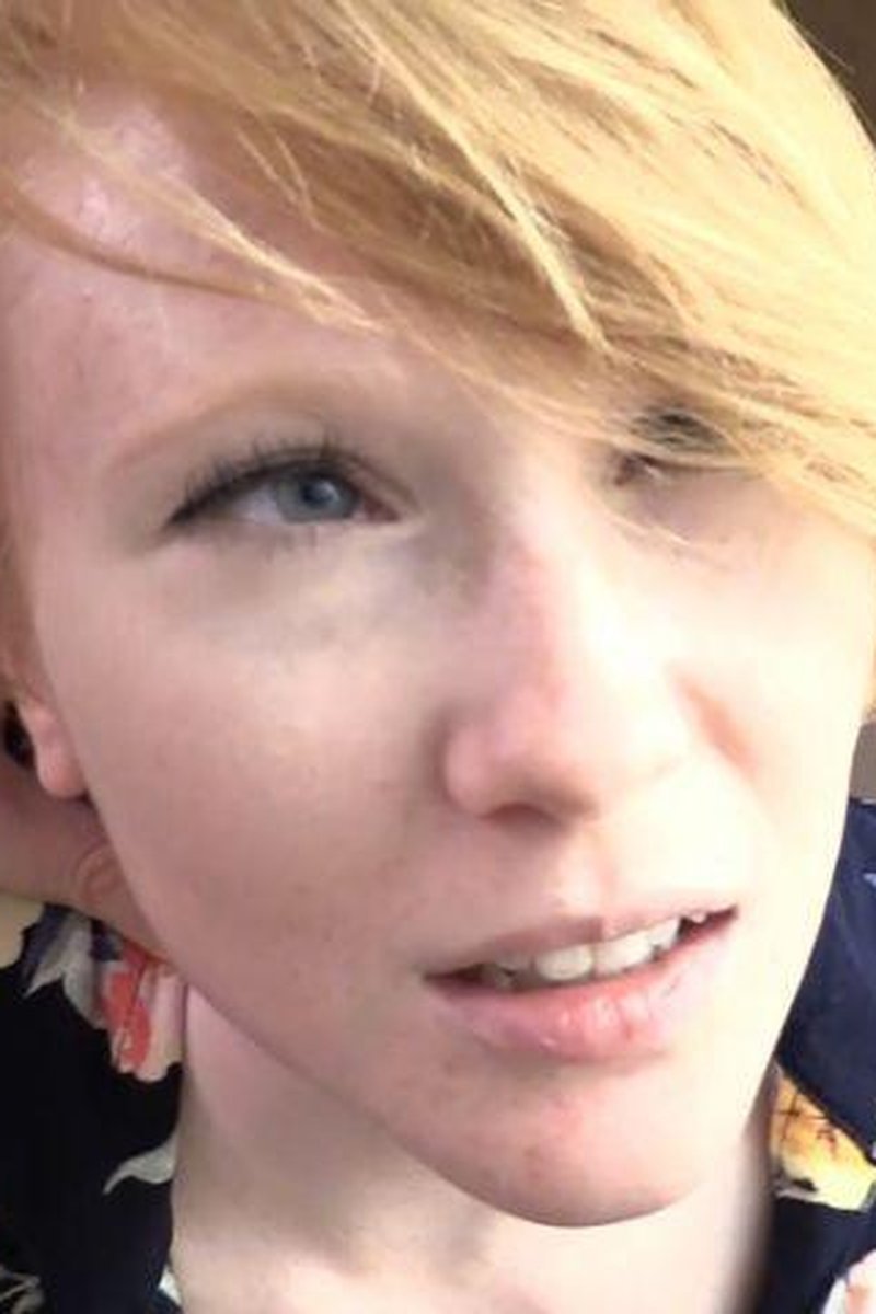 Isabelle Helpless - Screenshot 1 of 4 - Foot Fetish