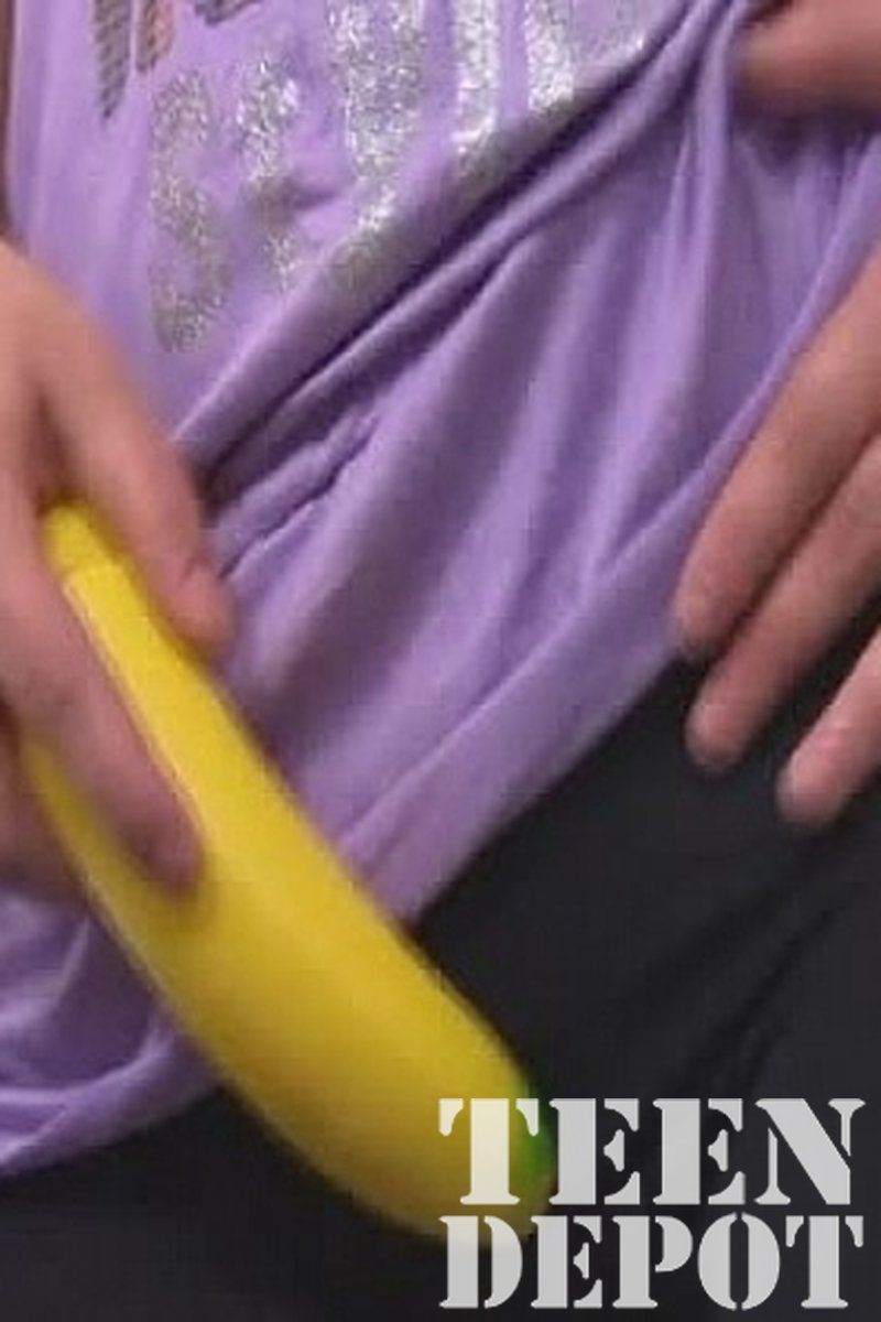 Katalin - Screenshot 1 of 4 - Teen (18-22)