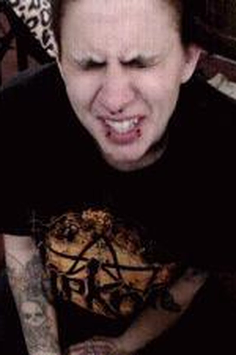 Real Sneezing Compilation - Screenshot 1 of 4 - Fetish
