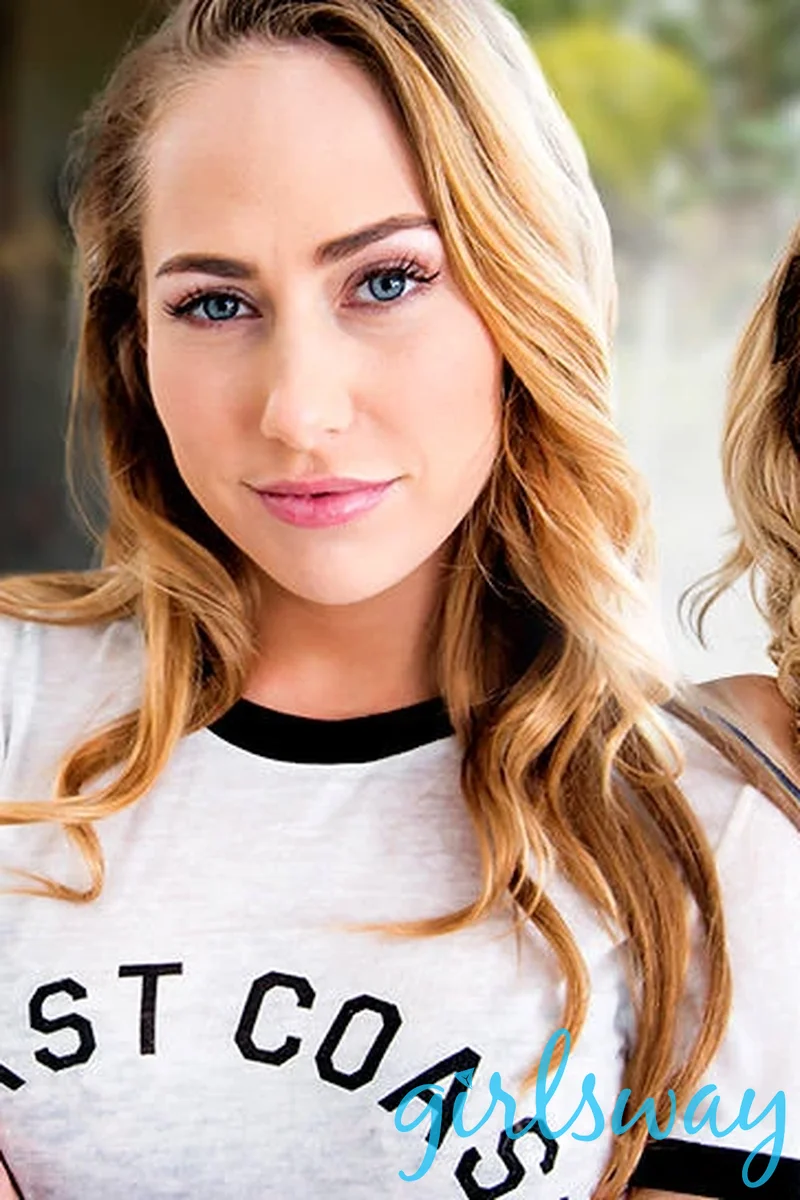 The Bully - Screenshot 1 of 4 - Blond Hair