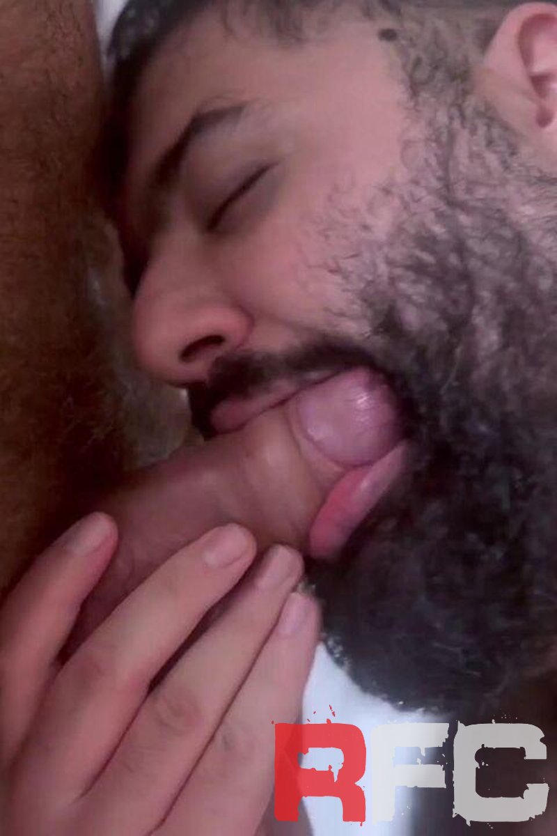Muscle&Bear - Screenshot 1 of 4 - Big Muscle Guys