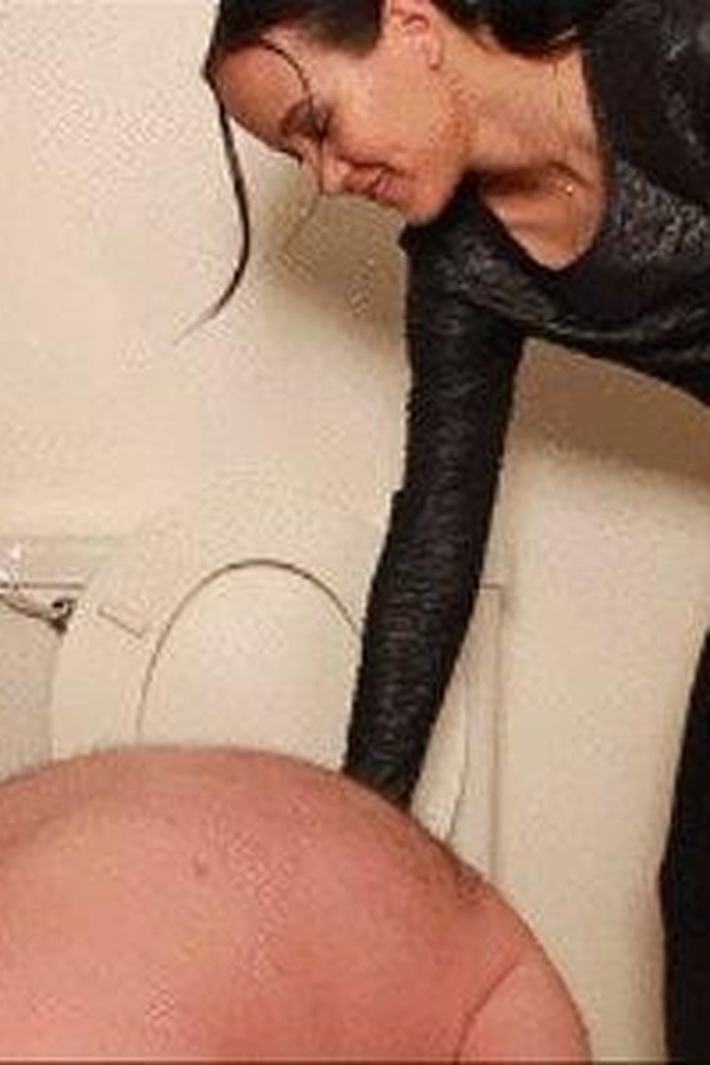 Face Flushed - Screenshot 1 of 4 - Asian