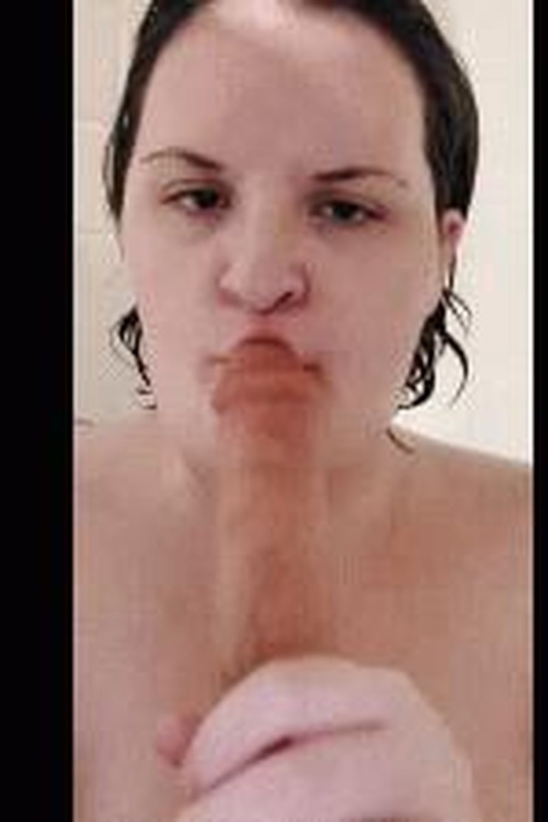 Spit Fetish - Screenshot 1 of 4 - BBW