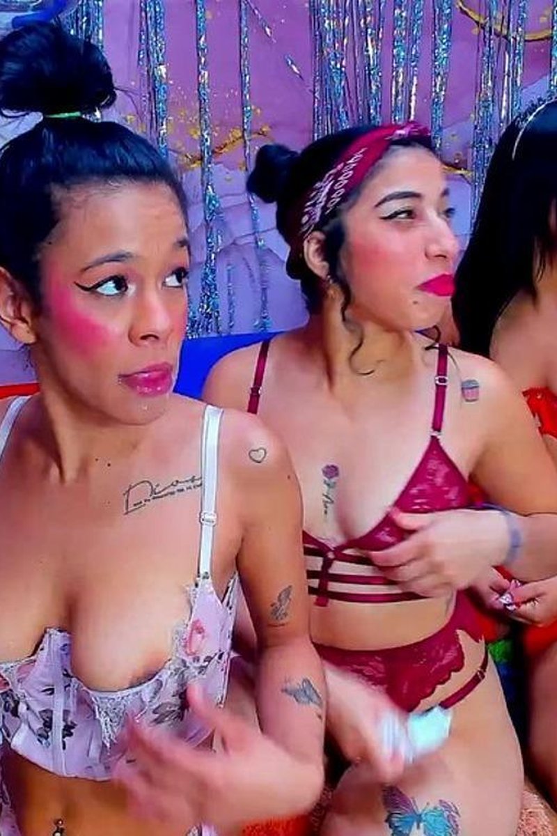 After Party Dancing - Screenshot 1 of 4 - Gaping