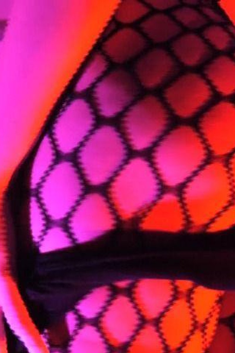 Body Tease 2 - Screenshot 1 of 4 - Body Worship