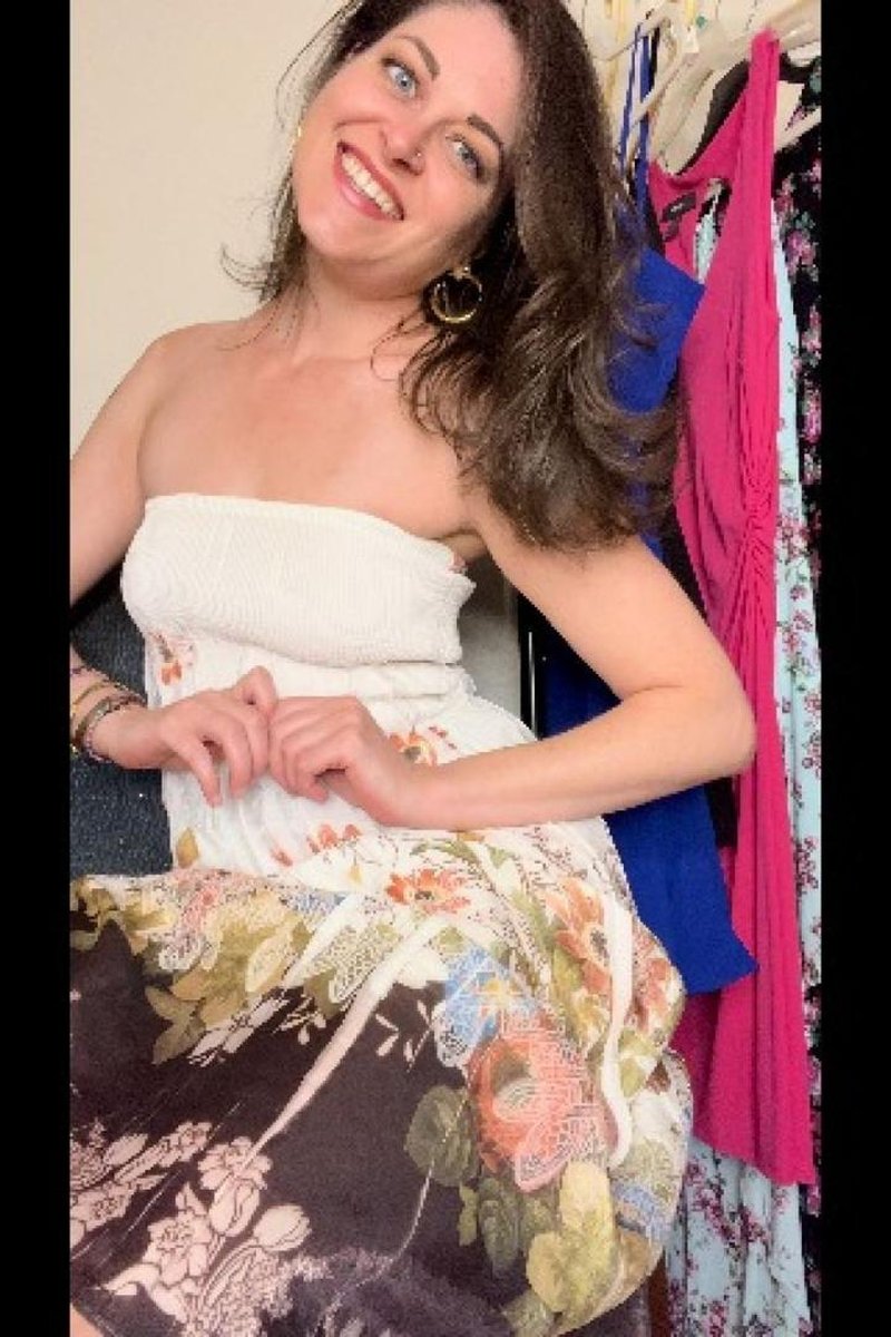 The Dressing Room - Screenshot 1 of 4 - Brown Hair
