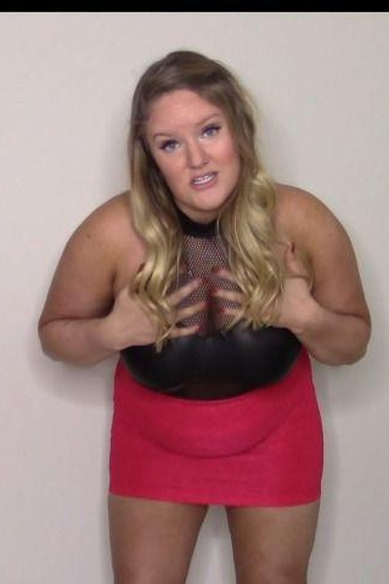 Stroke For Cock - Screenshot 1 of 4 - Make Me Bi