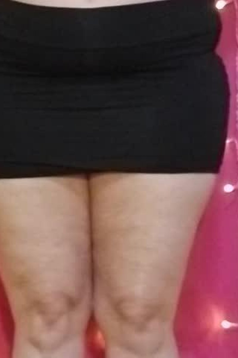 Standing Squirting - Screenshot 1 of 4 - Panties