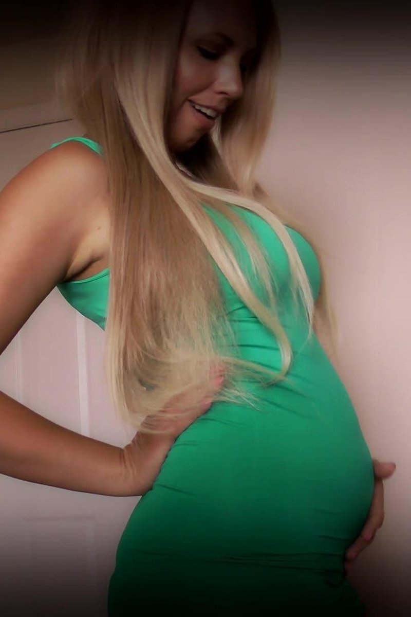 Breeding Alien Surrogate - Screenshot 1 of 4 - Belly Fetish