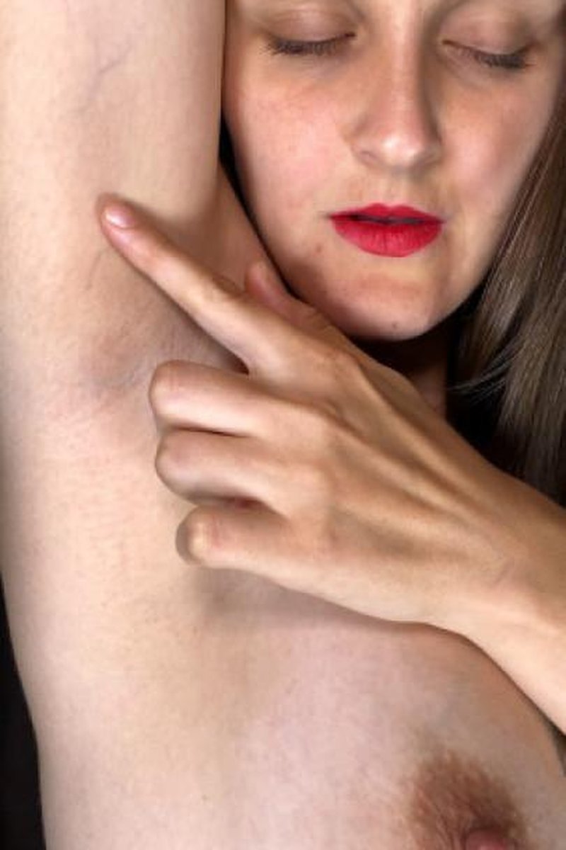 Belly, Armpits & Pussy - Screenshot 1 of 4 - Armpit Fetish