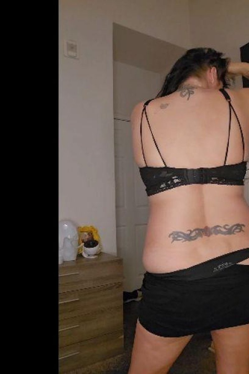 Enigma Striptease - Screenshot 1 of 4 - Brown Hair
