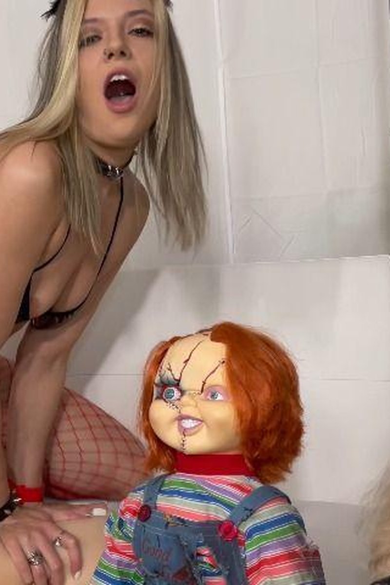 Naughty Devil Pegging - Screenshot 1 of 4 - Cosplay