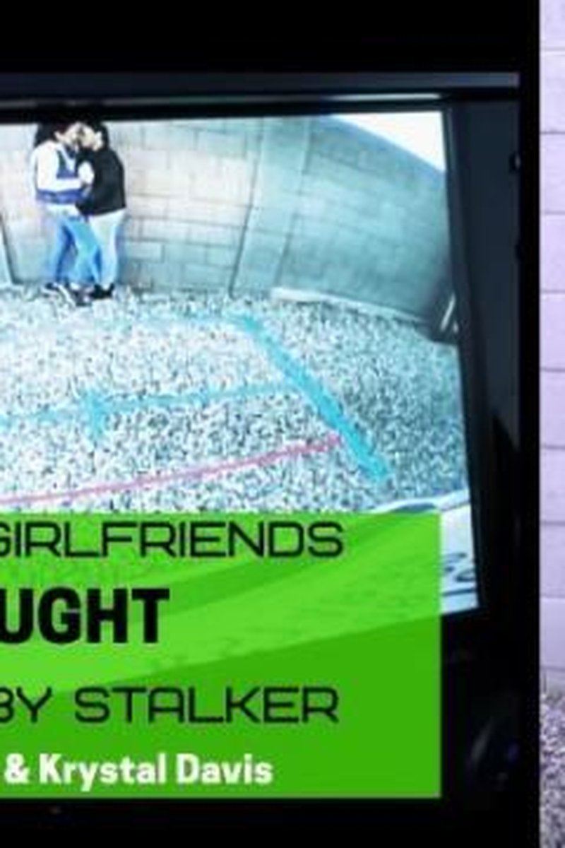 Lesbian Girlfriends Hooking-Up Outside Caught On Cam By Stalker - Screenshot 1 of 4 - Asian