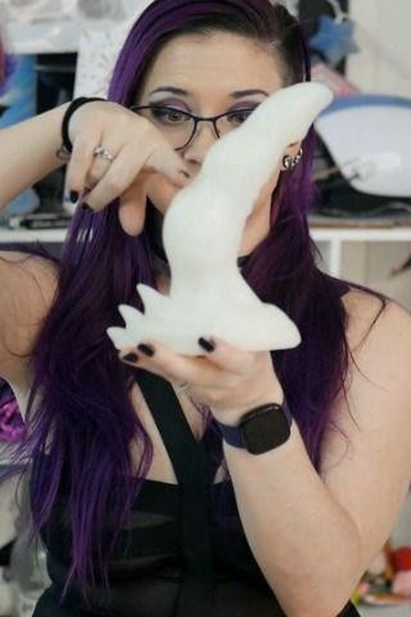 Dragon Fitting - Screenshot 1 of 4 - Pussy Torment