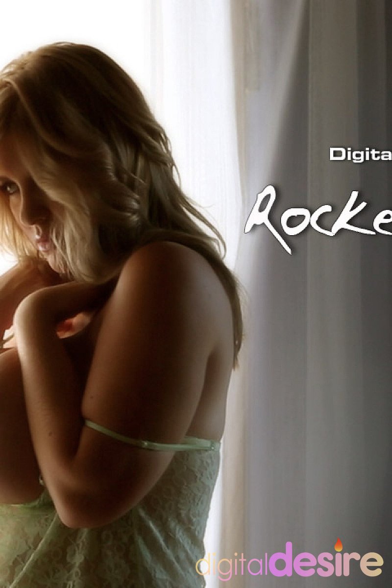Rockell Starbux - Screenshot 1 of 4 - Blond Hair