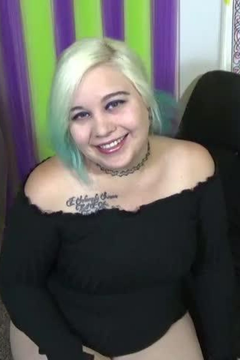 Cum For Dinner - Screenshot 1 of 4 - Close Up
